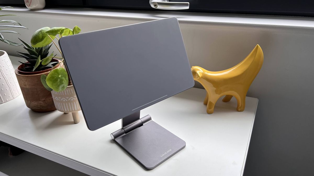 Lululook Foldable iPad Stand review sturdy, flexible, and