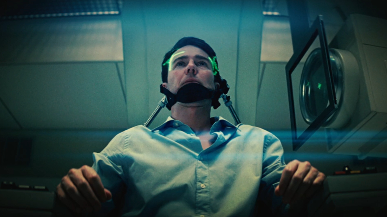 Bruce Banner (Edward Norton) durante el experimento gamma en The Incredible Hulk.