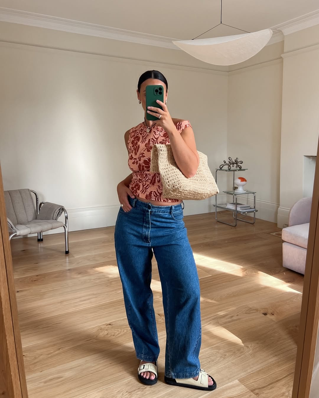 Blue jeans and sandal colours 4