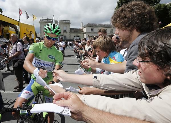 Peter Sagan was in high demand by autograph seekers