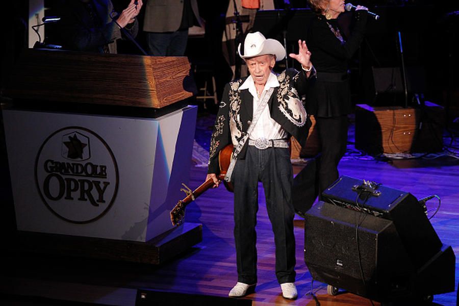 Little Jimmy Dickens, oldest Grand Ole Opry cast member, dies at age 94