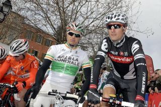 Nicholas Roche (AG2R La Mondiale) and Daniel Lloyd (Cervelo TestTeam)