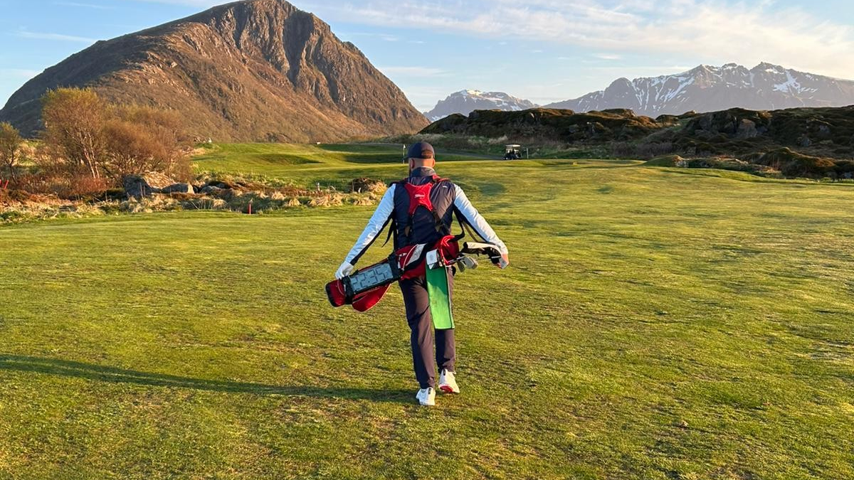 Isaac Rowlands at Lofoten Links 