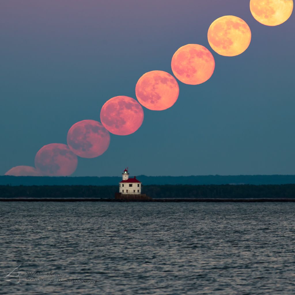 Delicious 'Strawberry Moon' Photos Rare Solstice Full Moon Wows