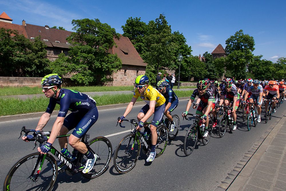 Alex Dowsett in the yellow jersey