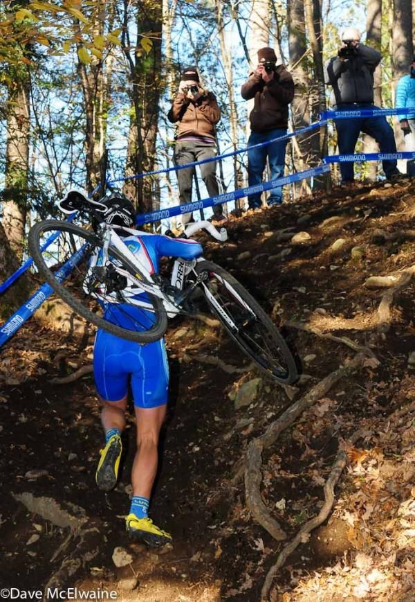 Katerina Nash (Luna Pro Team) working her way through the rocks and loose dirt.