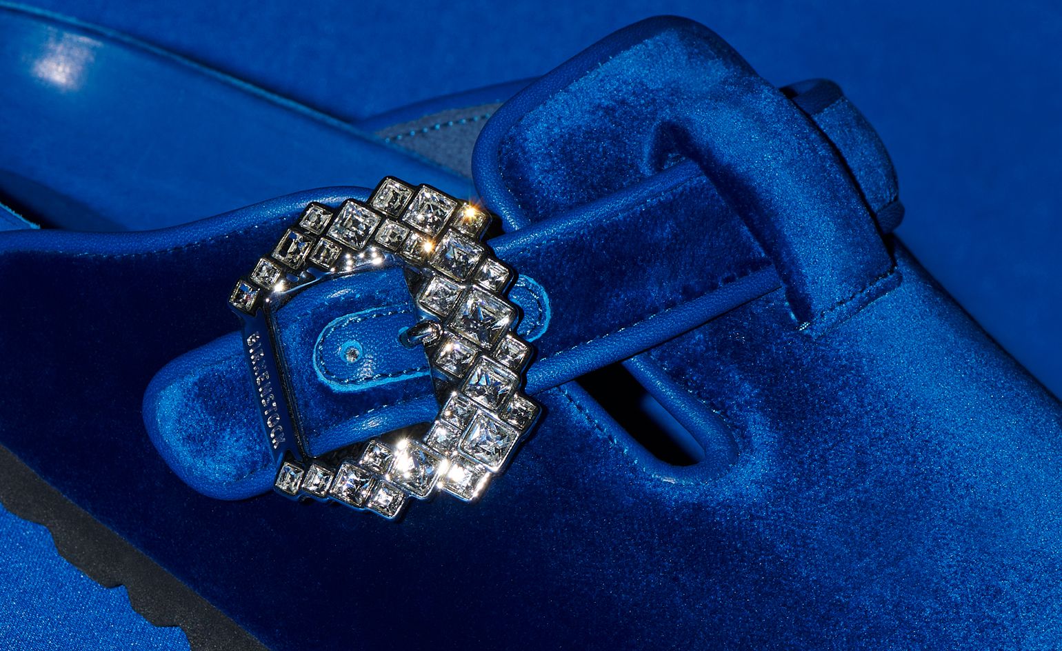 【Skmtmek0122 】MANOLO BLAHNIK 青 スエード Online: Birkenstock x Manolo Blahnik | superfuture®