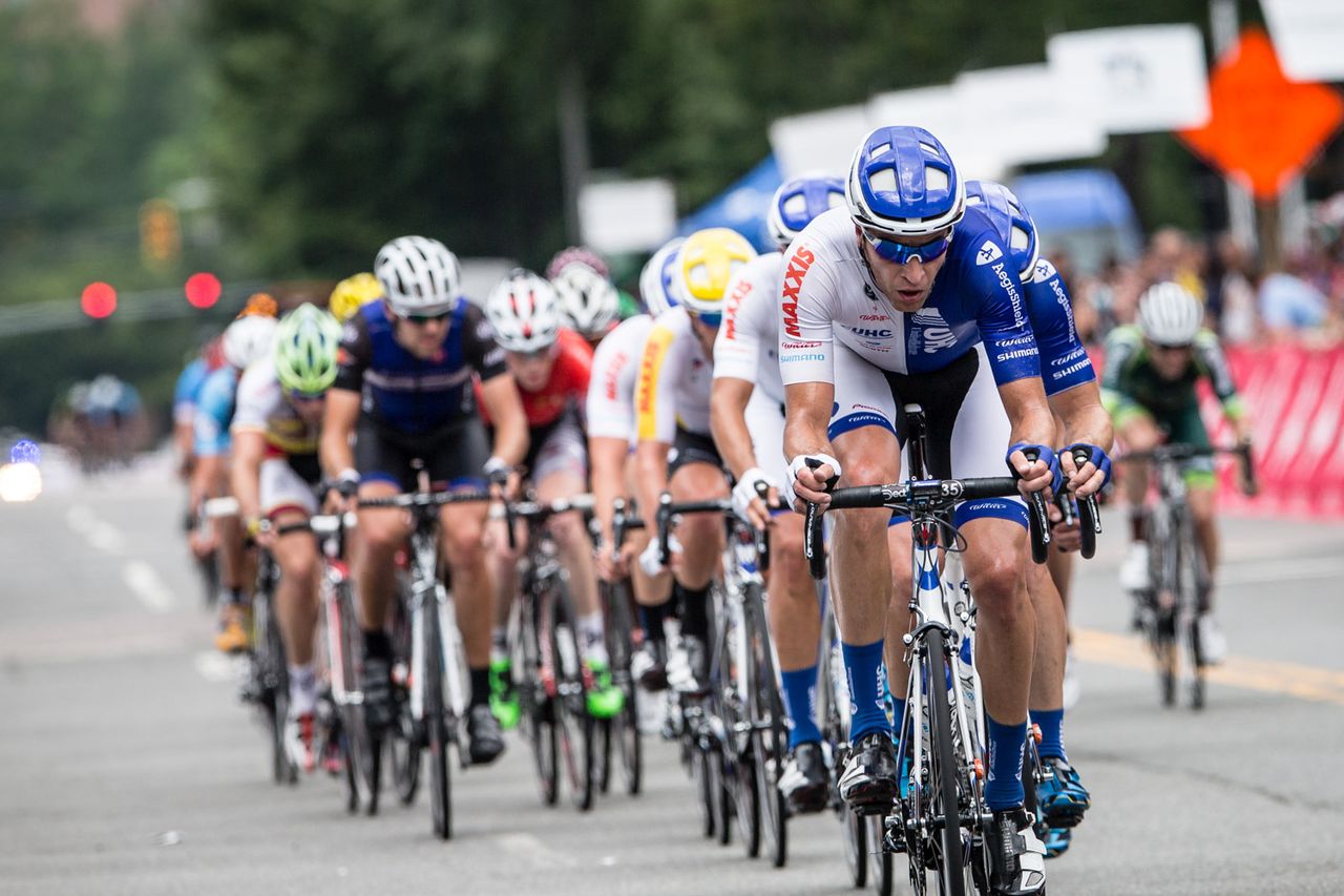 UnitedHealthcare comes to the front with only a couple laps to go