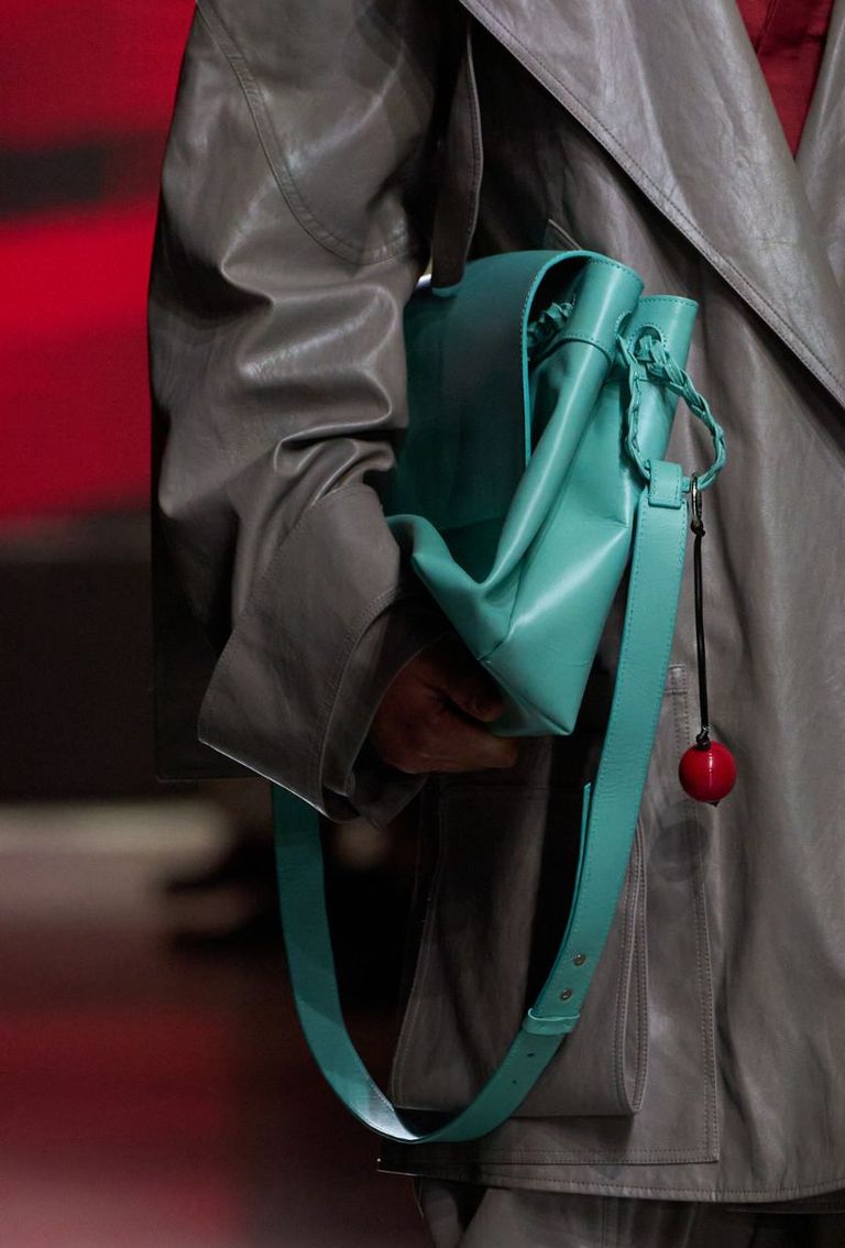 7 Bag Colour Trends That Will Dominate 2026 | Who What Wear
