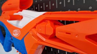 Nerf N-Series Pinpoint muzzle and mechanism seen up close