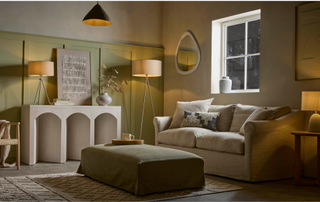 Living room with layered lighting design 