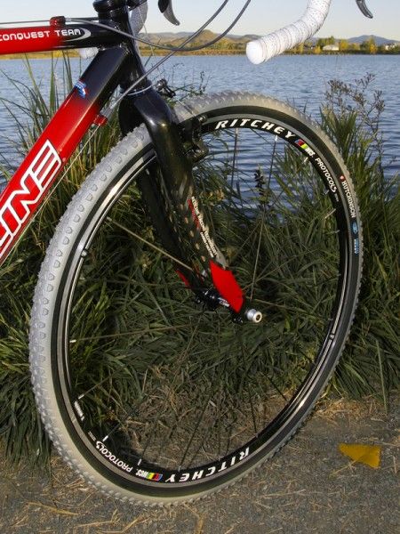 The included Ritchey WCS Protocol wheels aren't technically tubeless-compatible but a couple of layers of Stan's rim tape does the trick nicely
