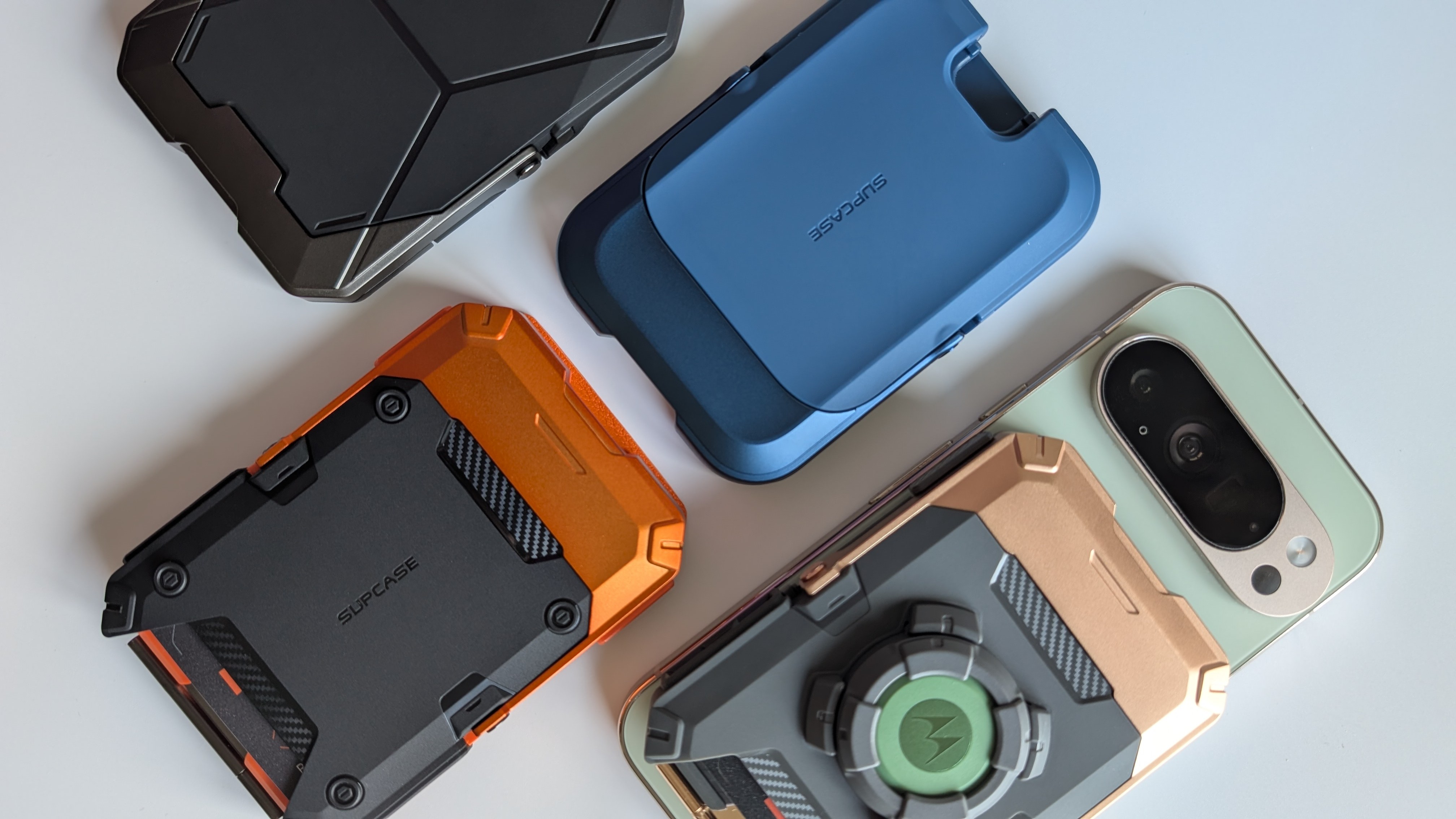 i-Blason and SUPCASE MagSafe wallets