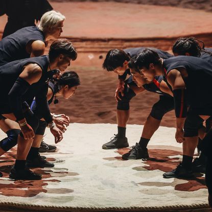 Physical: Asia S1(L to R) Katsumi Nakamura, Yoshio Itoi, Nonoka Ozaki, Amotti, Kim Dong-hyun, Yun Sung-bin in Physical: Asia S1 Cr. CASA DE FOTO /Netflix © 2025