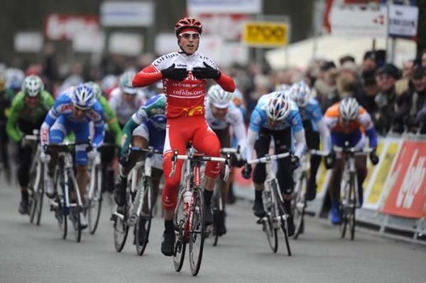Jens Keukeleire (Cofidis) backed up his mid-week victory in GP Samyn with the opening stage of Driedaagse van West-Vlaanderen