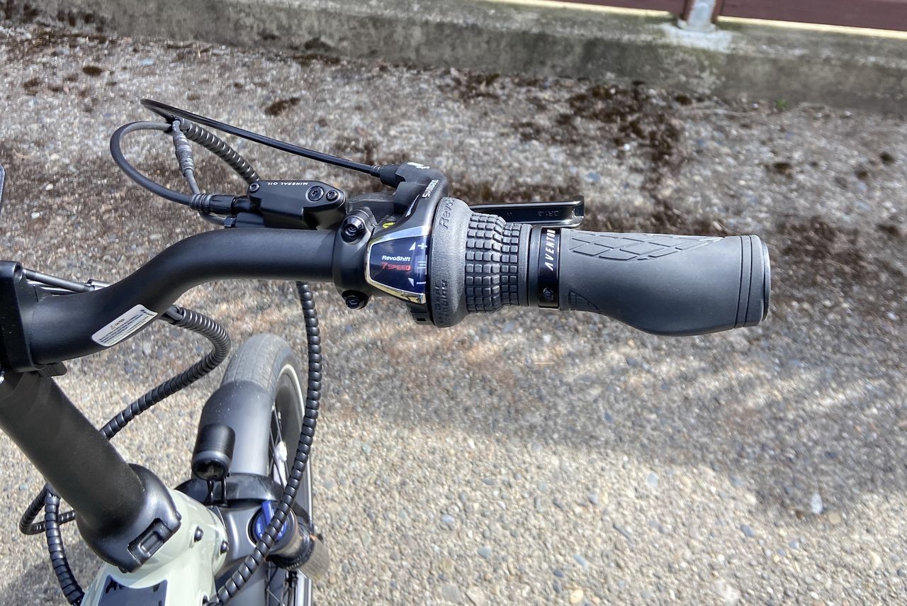 The 2023 Aventon Abound e-Cargo bike