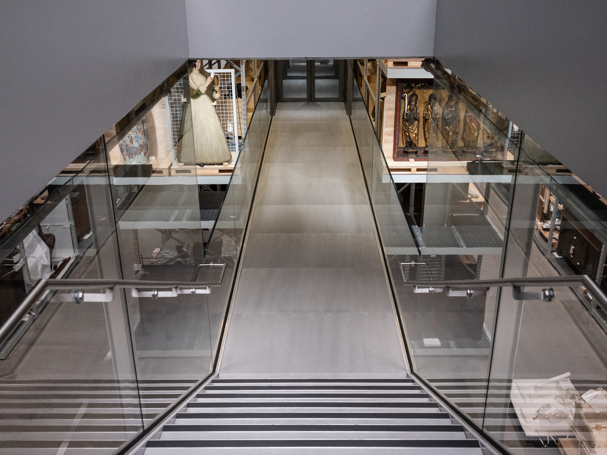 V&A