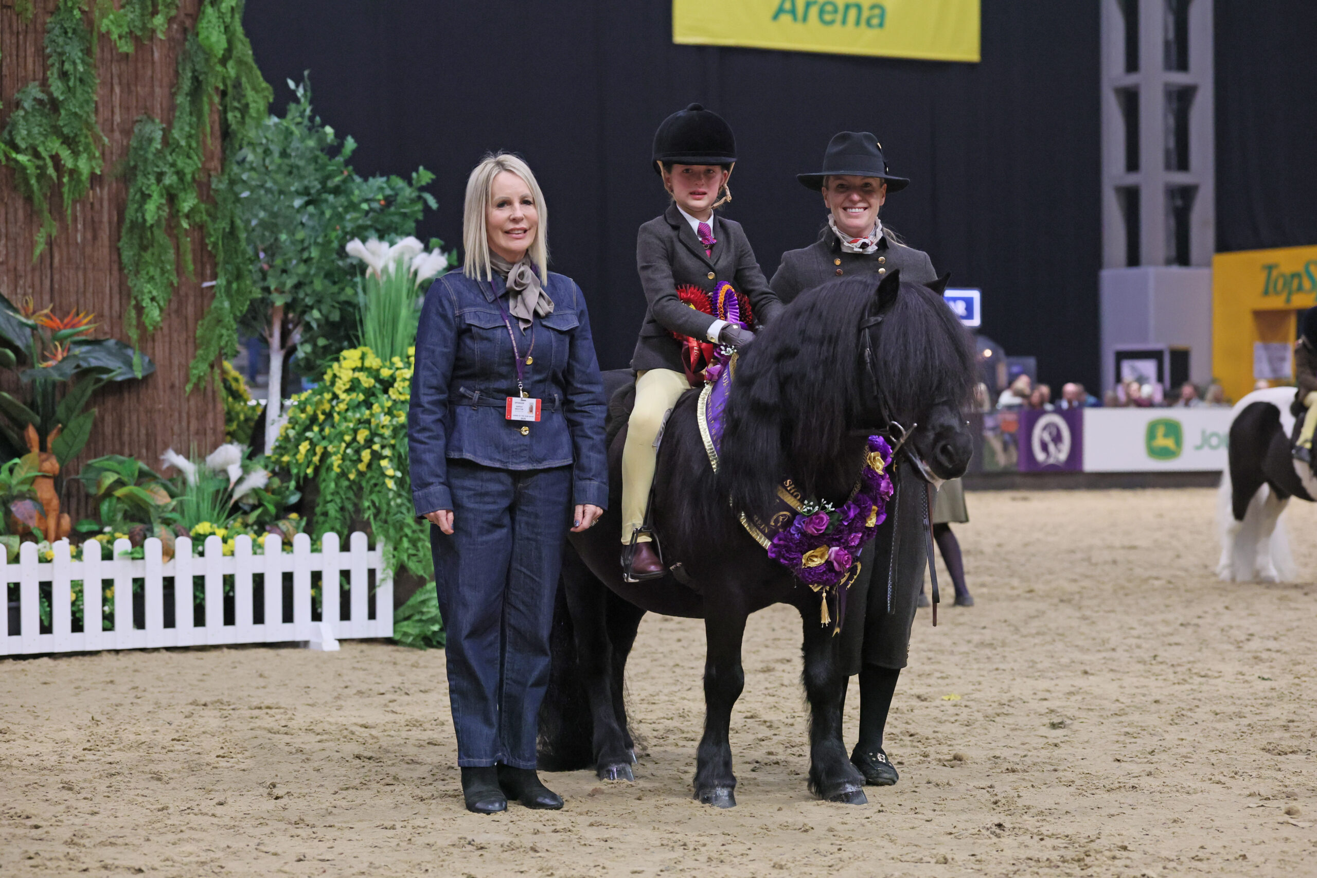 Latijn V.D. Helling ridden by Reeva Gardner and led by Jade Gardner are non Welsh M&amp;amp;M lead-rein winners and reserve mini champions
