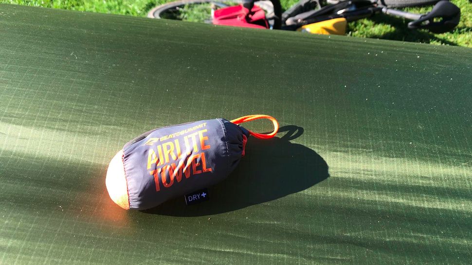 Sea To Summit Airlite Towel Review 