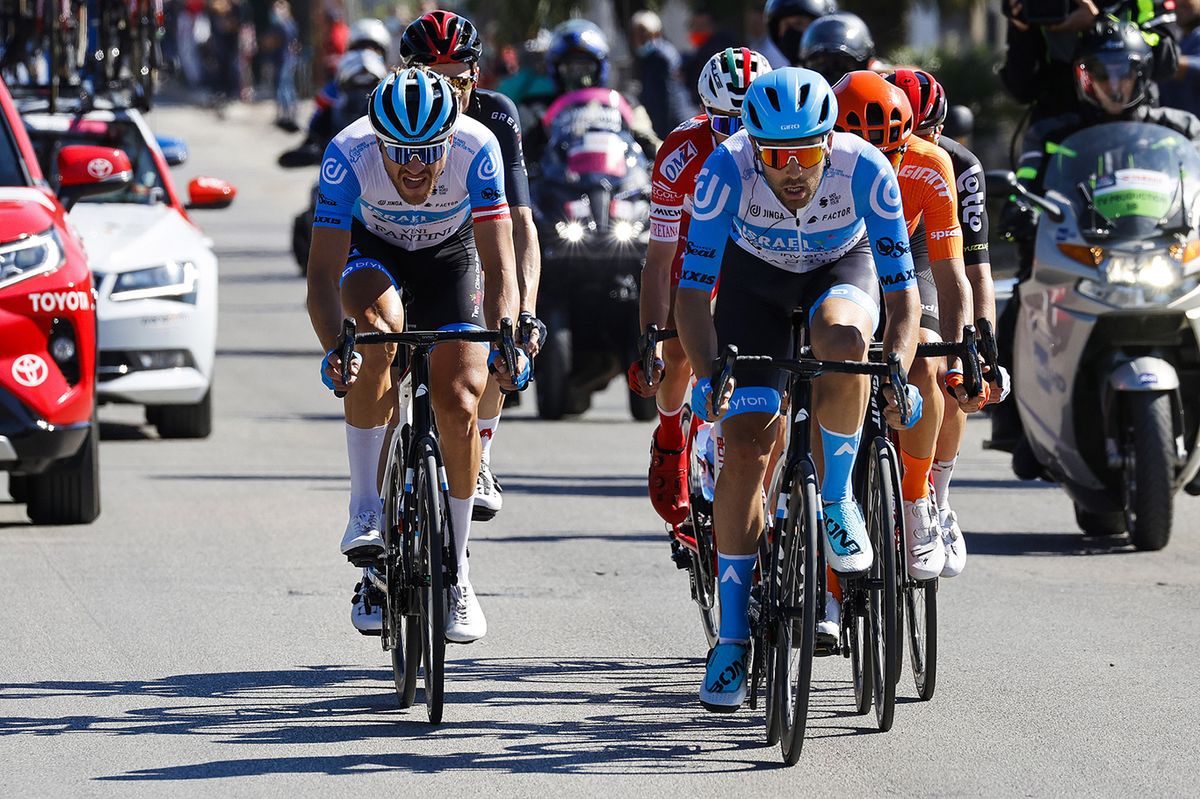 Giro d'Italia 2020 - 103th Edition - 8th stage Giovinazzo - Vieste 200&Acirc;&nbsp;km - 10/10/2020 - Alex Dowsett (GBR - Israel Start-Up Nation) - Matthias Brandle (AUT - Israel Start-Up Nation) - photo Luca Bettini/BettiniPhoto&Acirc;&copy;2020