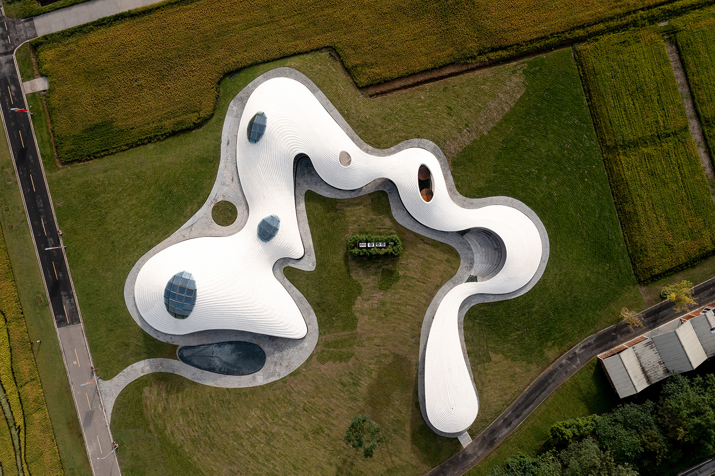 Rui Xue Multi-Hall_Project credit_ College of Architecture and Urban Planning, Tongji University_Photo credit_ Wongke