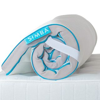 A picture of the SImba Hybrid mattress topper