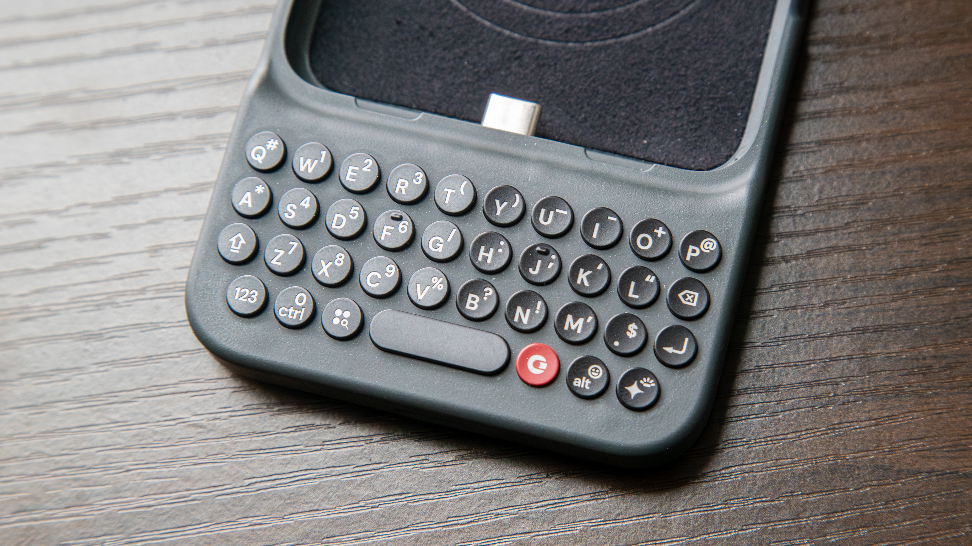 Keyboard USB-C port and clicking keys