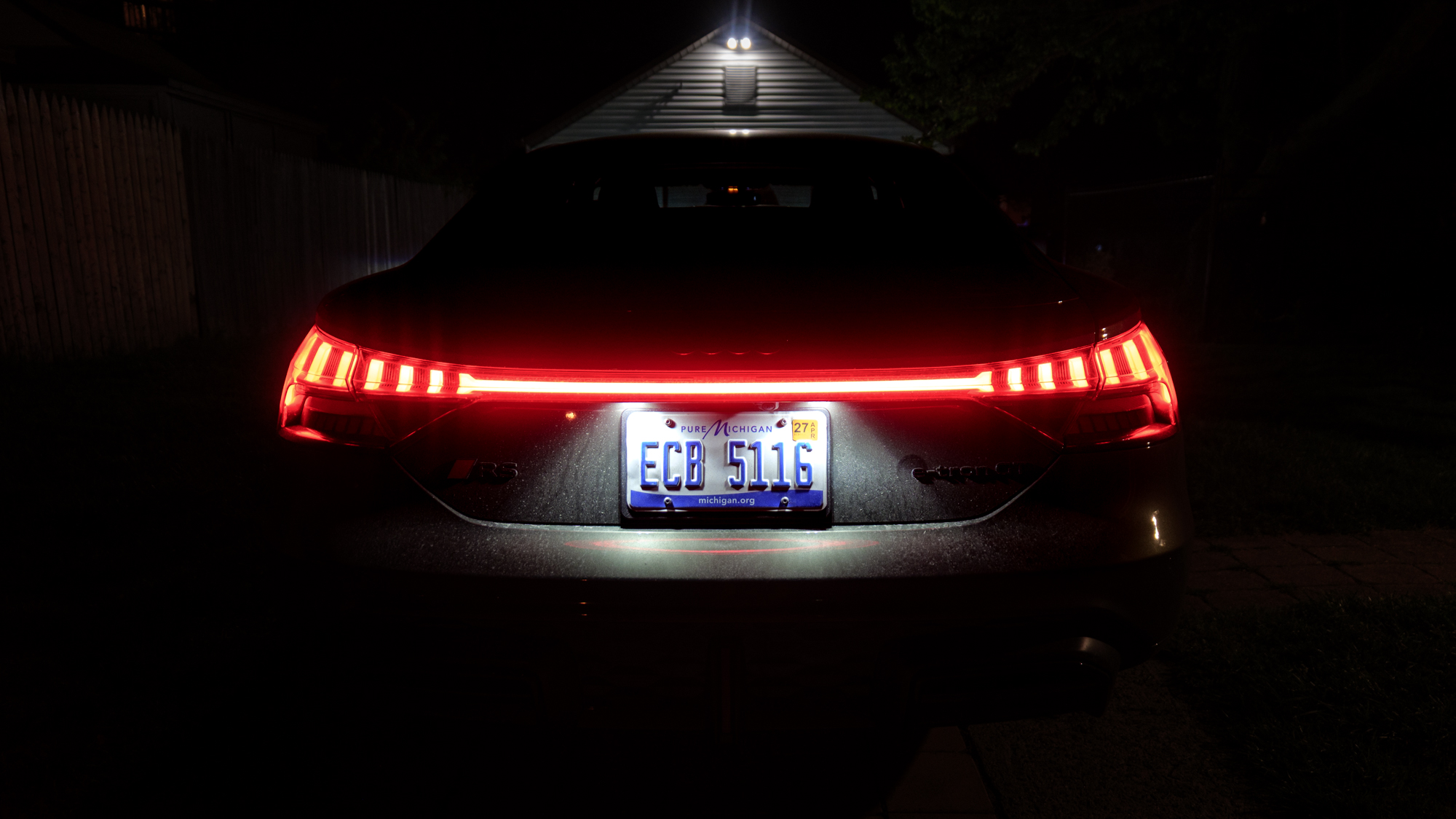 2026 Audi RS e-tron RT review.