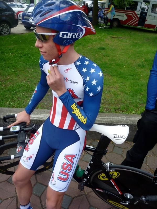A US rider prepares for his start in the individual time trial