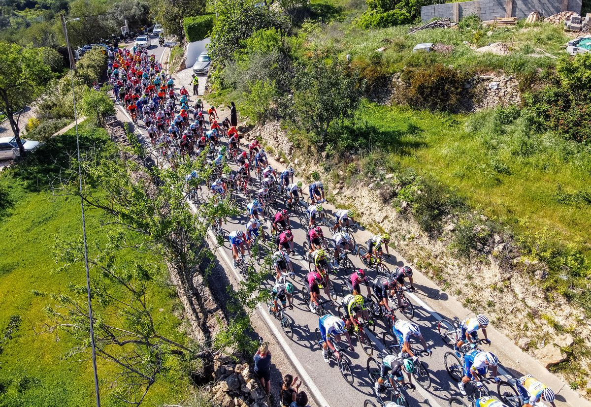 The Volta ao Algarve peloton