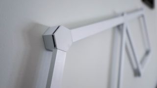 Nanoleaf Lines mounting connector stuck on the wall