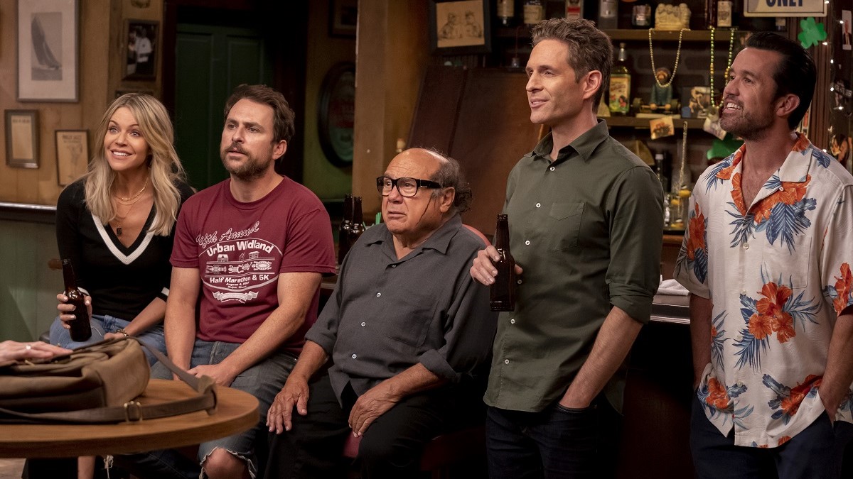 Watch It's Always Sunny in Philadelphia Paddy's Has a Jumper S14 E8 | TV  Shows | DIRECTV