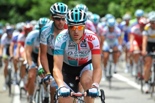 Frederik Willems (Omega Pharma-Lotto) sets tempo in the peloton.