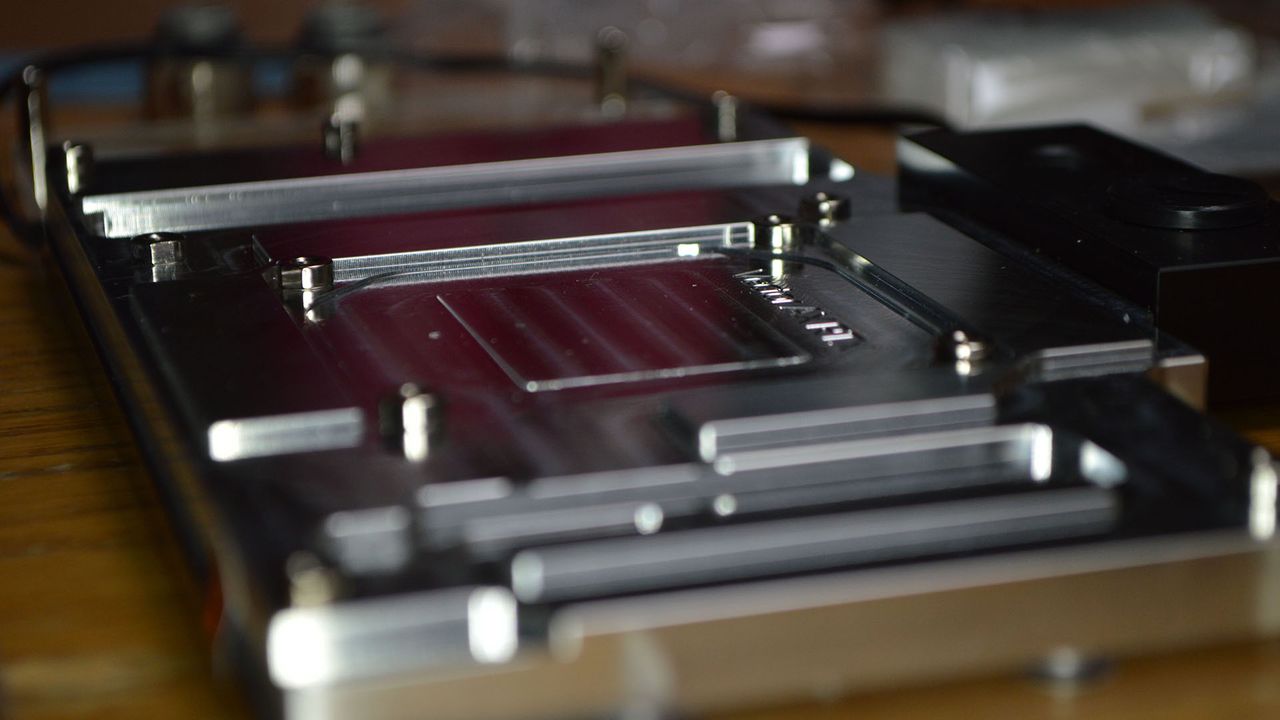 EKWB barebones liquid cooling kit