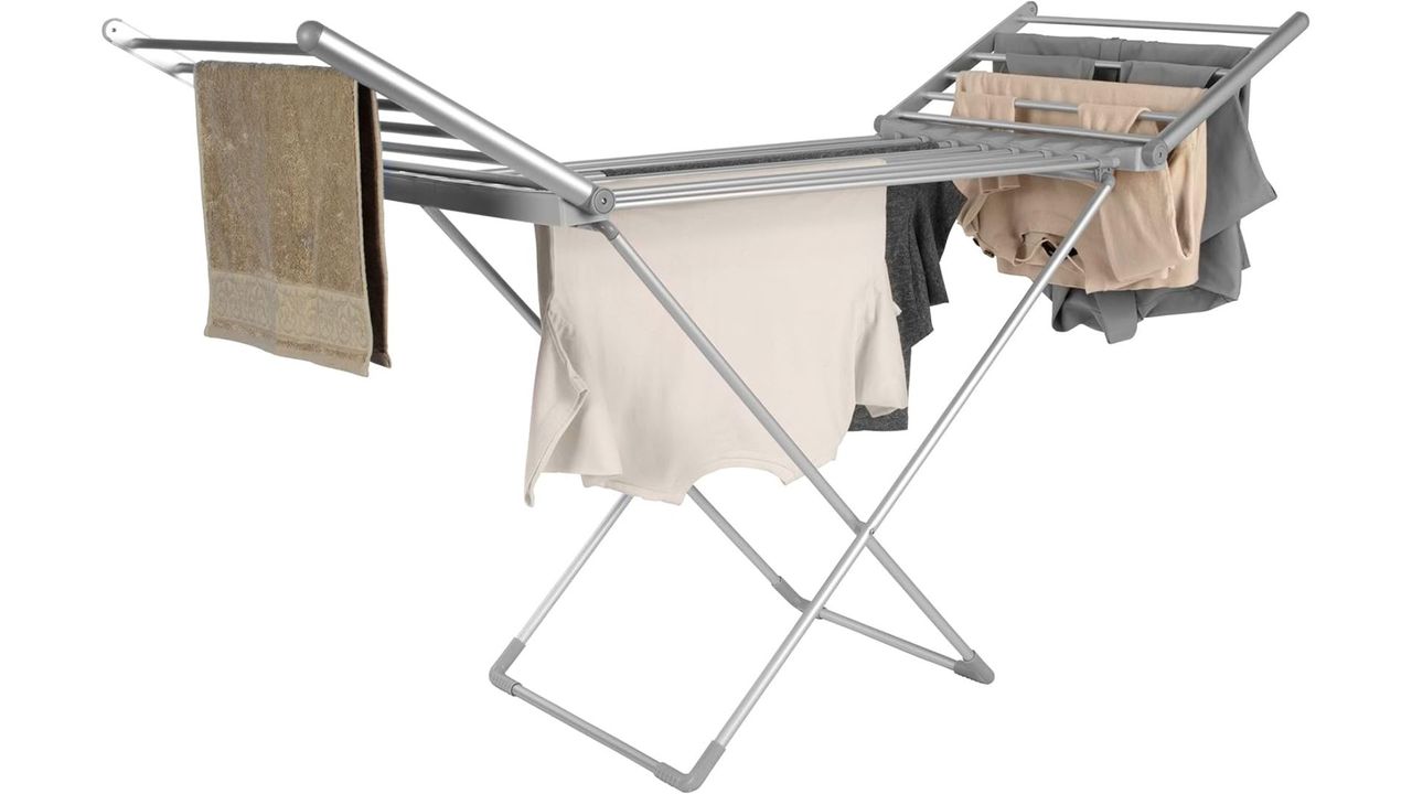 Beldray Winged Heated Electric Clothes Airer review: a brilliant basic ...