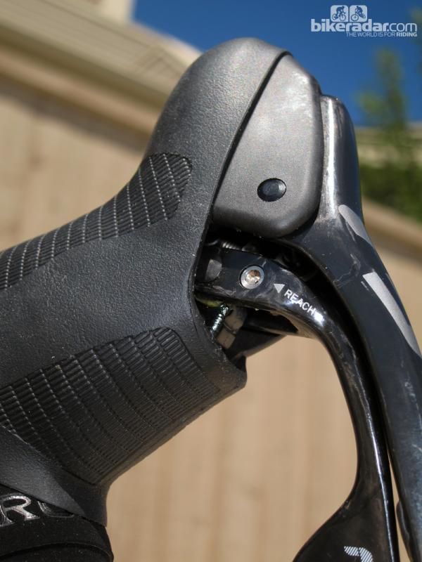Shift paddle reach is now easier to adjust than before with a straightforward 2.5mm Allen wrench.