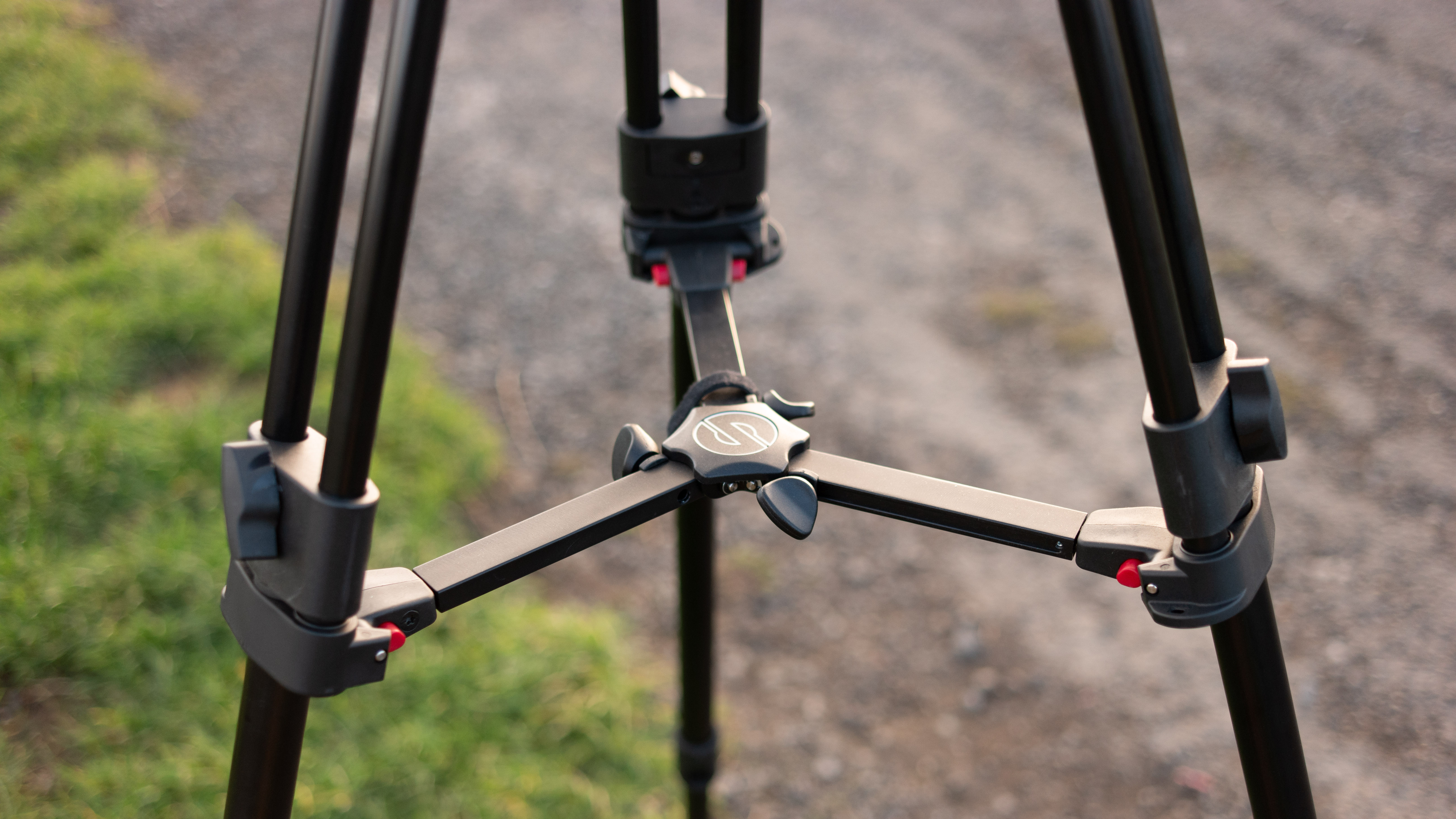 The Sachtler Ace M MS Mk II video tripod