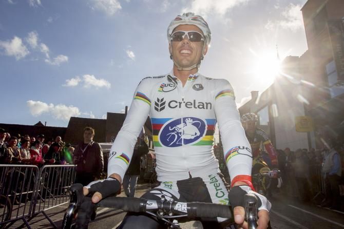 Reigning world champion Sven Nys (Crelan-KDL) awaits the start of Kermiscross