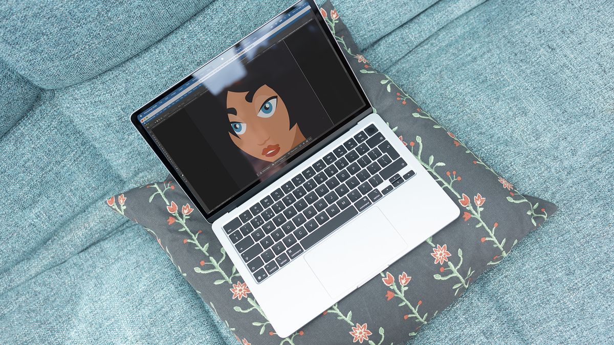 MacBook Air M5 baru keluar sebentar, dan sudah ada diskon yang lumayan