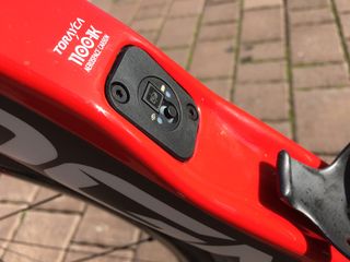 The E-link battery point on the down tube