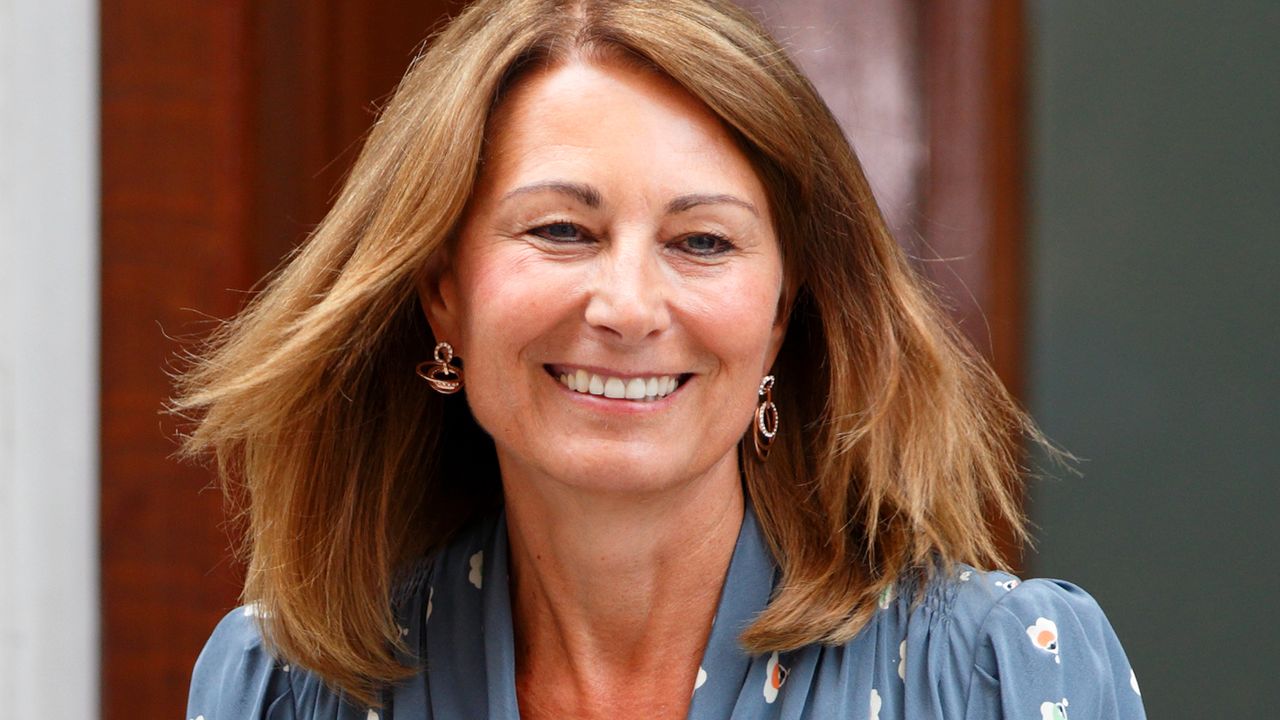 Carole Middleton leaves The Lindo Wing after visiting The Duchess Of Cambridge and her newborn son at St Mary&#039;s Hospital on July 23, 2013 in London, England.