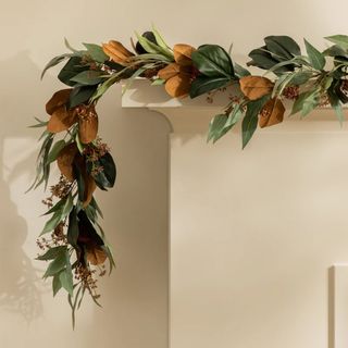 6' Faux Magnolia & Eucalyptus Garland