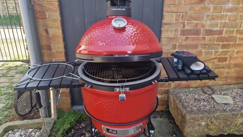 Gas vs. charcoal grill — which one should you choose? | Tom's Guide