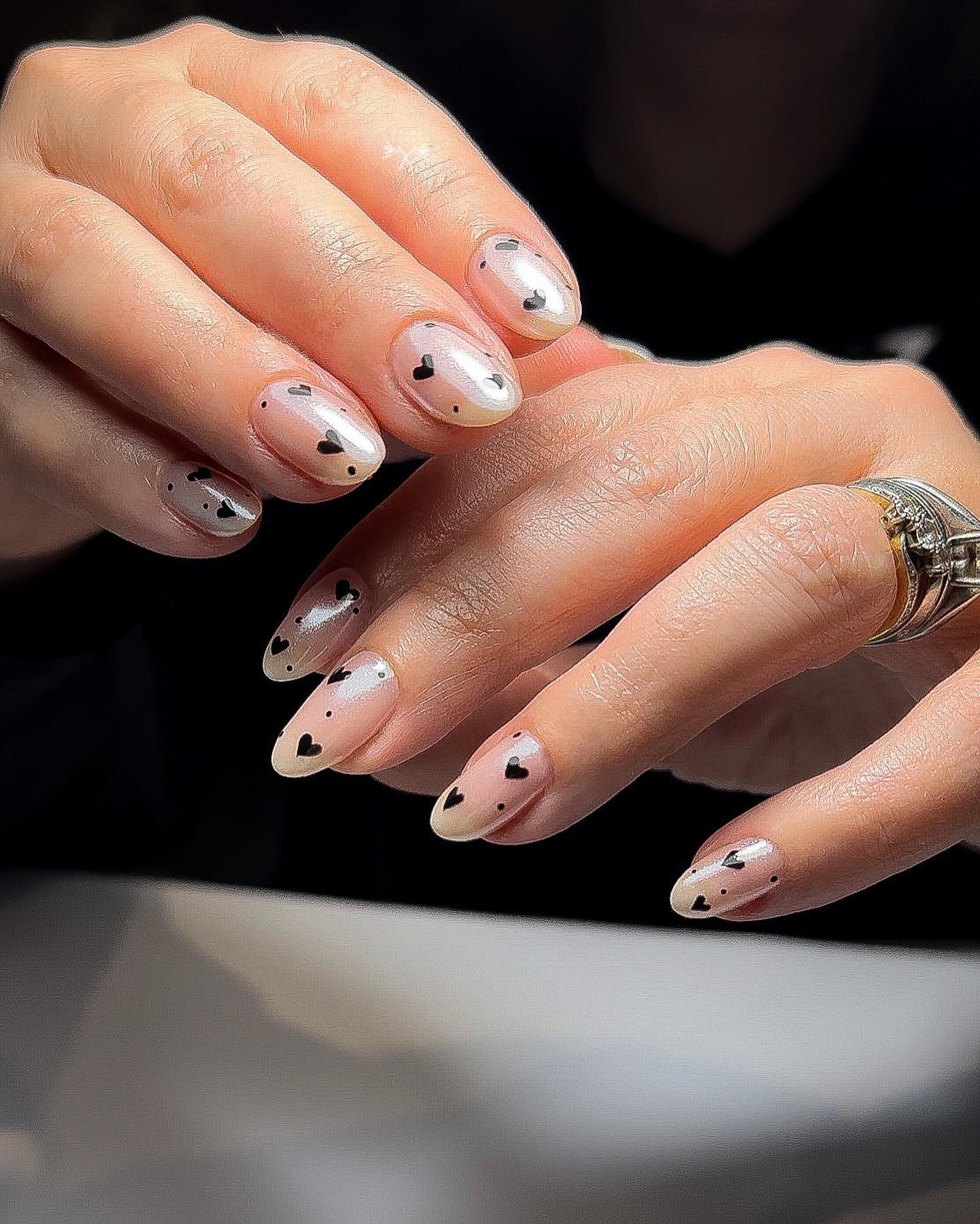 minimalistic nail art