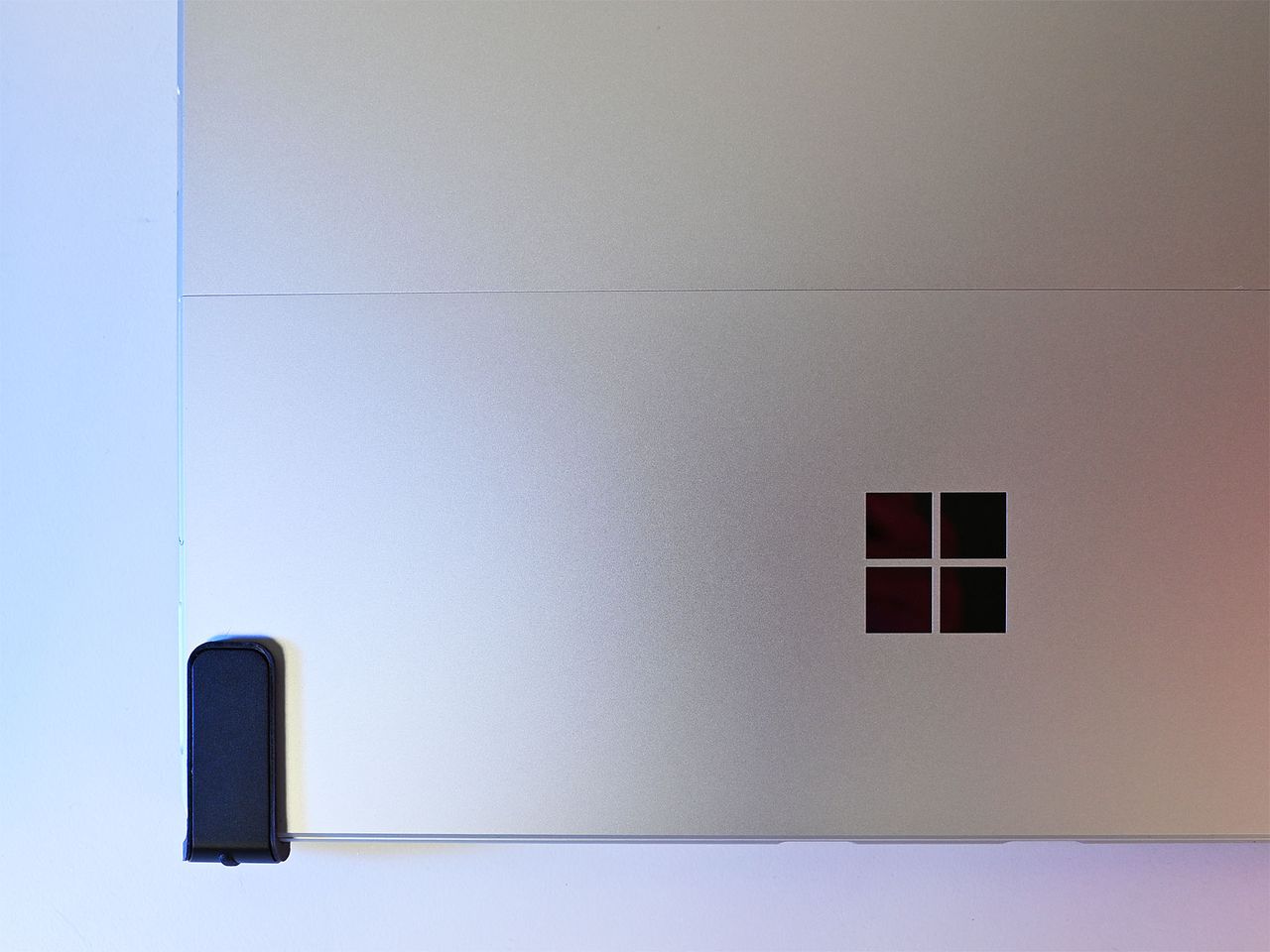 Brydge Surface Pro X