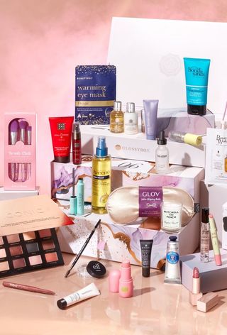 GLOSSYBOX 2024 Advent Calendar