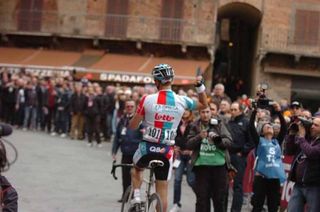 Strade Bianche - Fabian Cancellara wins Strade Bianche