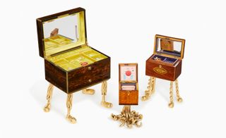 jewellery boxes with feet