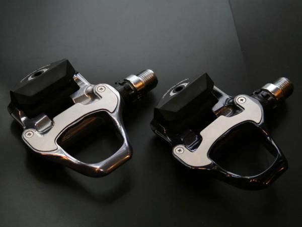 The groupset also includes pedals, which are available in the two new colours but are otherwise unchanged from the previous 105.