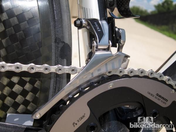SRAM's new Red front derailleur is an impressive piece of kit, especially considering how little it actually moves. The angled pivots, self-righting cage alignment, and stiffer aluminum cage all contribute to excellent shift performance.